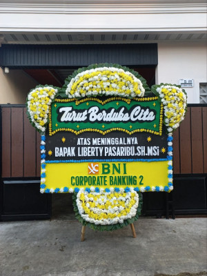 Papan Bunga Duka di Dorari Isa