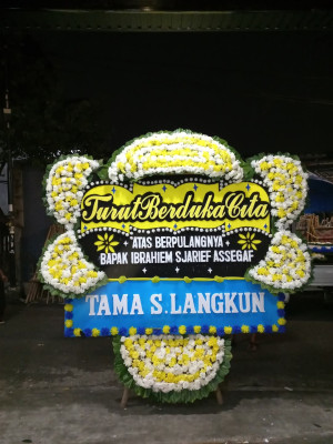 Papan Bunga Duka di Dorari Isa